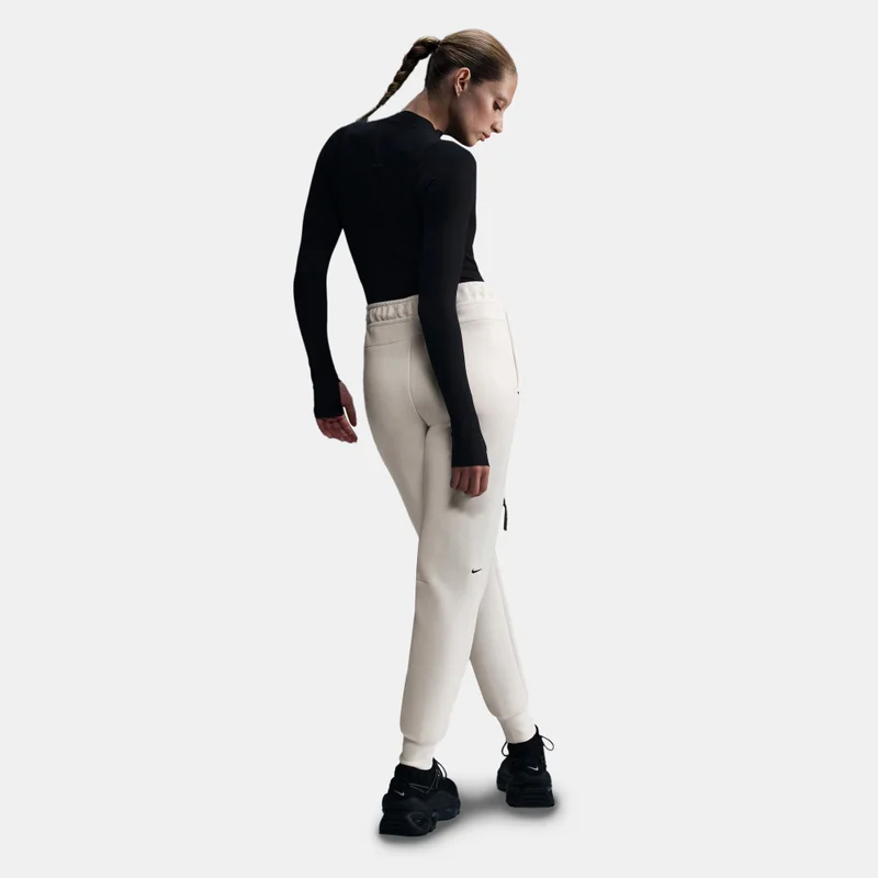 Nike white Women's Sportswear Tech Fleece Windrunner Joggers for Women | Best Price UAE